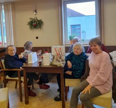 20e4a343-9d96-4af6-807a-5e724e045a1c