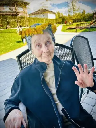 32c14946-398a-4f06-beda-ac47bd33c012