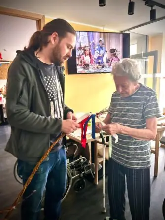 4ebc03ce-2784-4bf9-b25e-debeab0740cf