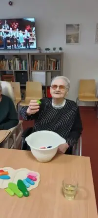 88055a49-f7cc-4b06-aaa4-c5d8843772fc