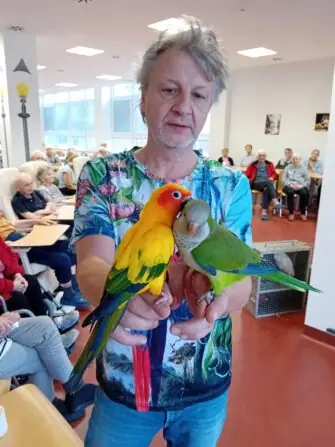 e2687f55-b517-458c-8be1-f061152c0772