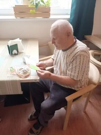 2F90B3FF-01EC-4ECC-AB50-2D32768B6152