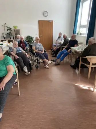 8BBD6136-9C67-46BC-AD51-FD1F29978491