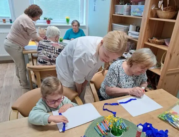 9ef59759-1fb6-42b7-b0c3-0b0676227408