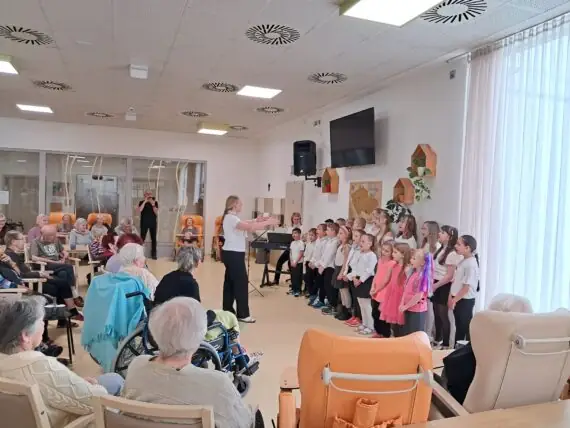 WhatsApp Image 2025-05-06 at 15.09.04 (1)