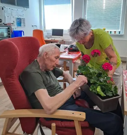 fd0292eb-e874-4836-97b9-2e1173c9d2e0