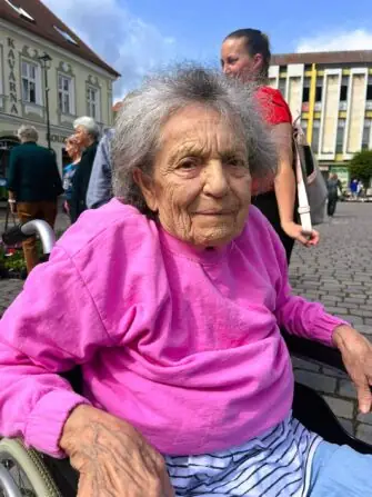 08770f8c-4386-4366-96a1-745b45029849