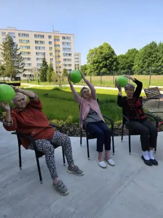 0de2443b-64f9-45c1-a247-7215fdcd252a