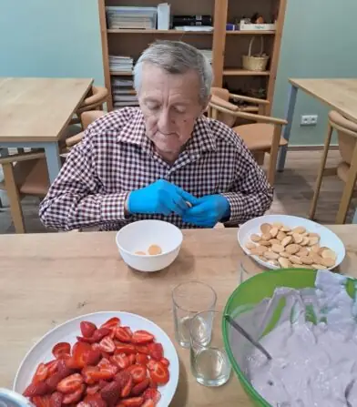 17602084-8e91-4bb7-8f6d-c08a7556e4b8