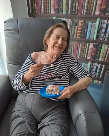 26f23382-26bc-4ba2-870a-29a23d11fb9c