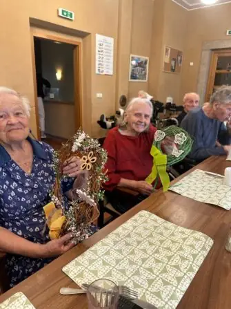 2ec35d3d-32cd-4f60-9ec1-a9c7bd889294