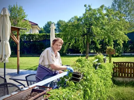 389264f1-a0b0-4883-bcd2-72350989c8d3