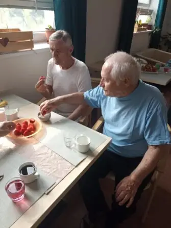 701F3DAA-3A94-4393-ADAB-FA394CE30B07