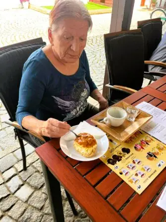 79adbb14-4119-4cca-a4f1-e9b7897cd3bb