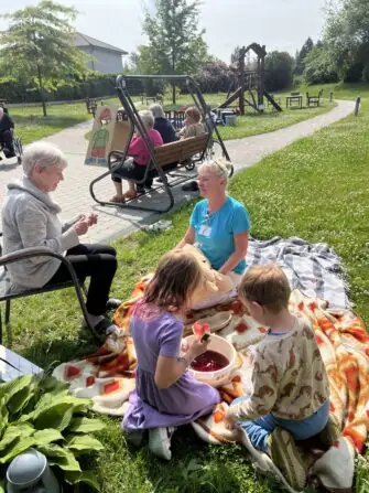 97eaf4da-9955-4b0a-8569-75f3a318a7e0