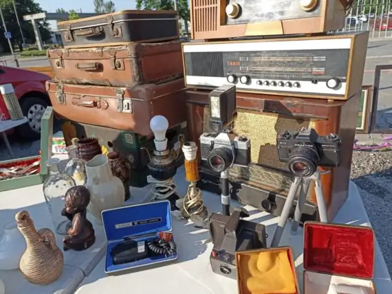 D14BA1BA-6DC2-45B7-82DC-DFAA3BD7C45C