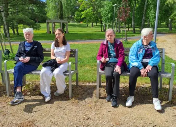 c36afd79-d221-4b5b-9c0f-22708dedbf75