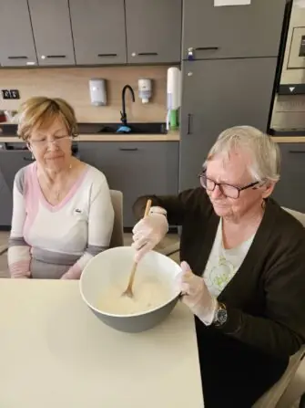 e045508d-e73a-4cc2-9d45-efe3a609608c