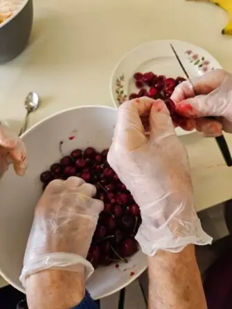 e6b3ae75-5edd-417c-93a0-ed06a6104351