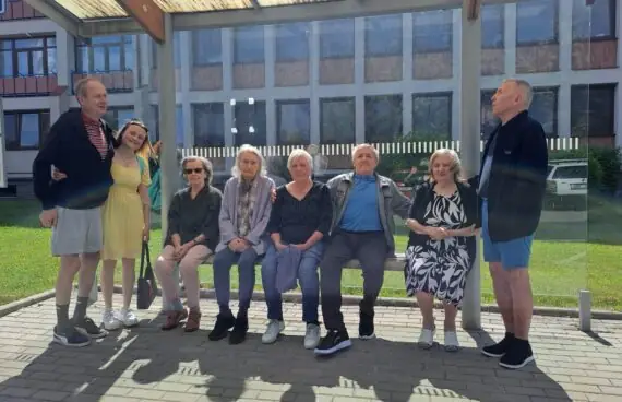 057db71b-b985-49cb-b6ad-25409a1b3ced