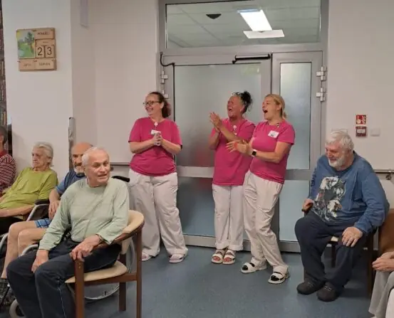 2d2f93f6-3c03-4381-8e1c-8eee96ab07ec