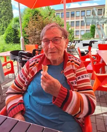 6413ad93-5078-41f7-90b2-dd42ac55eedc