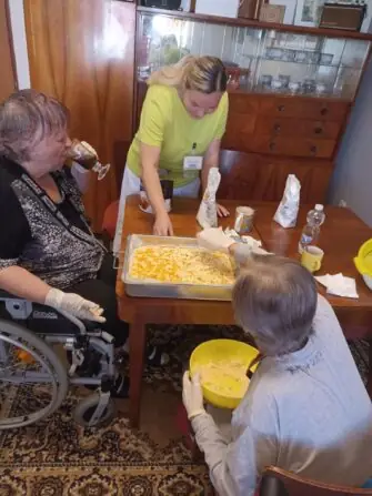 6DF12CB6-BB38-4AEF-8DD3-F380AE1EE153