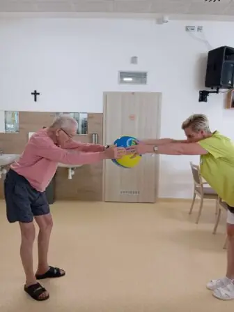 703032e9-c065-44ab-a2d3-91f09921a89b