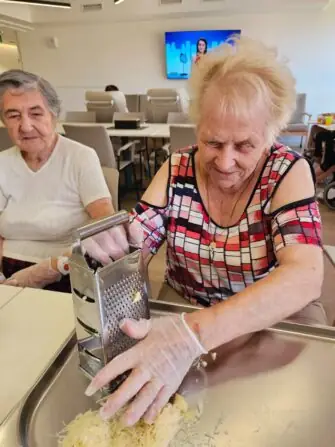 8bd1d2f4-d2fb-418b-bfde-08263ca98eac