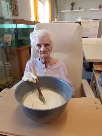 9E6F2DC6-BB65-4911-9DDC-C93D882E51D2