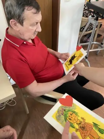 A9844CF3-67F6-4C12-8790-91FBA4891BA5