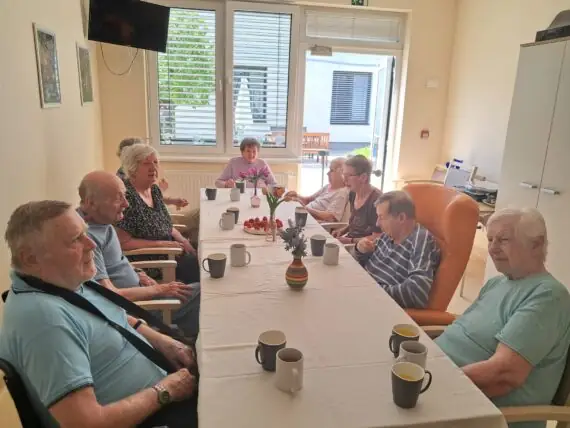 b282d447-b978-41f6-8d28-c4892d7ee7fd