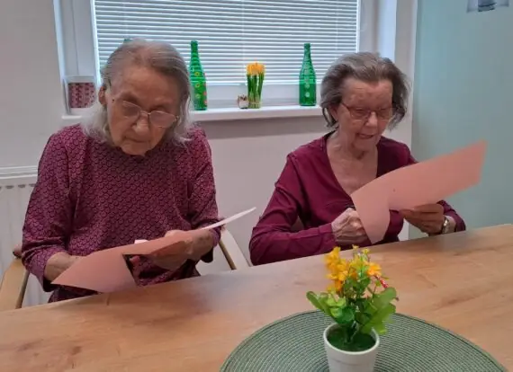 b453f29c-1058-4915-abeb-f6c7d96f7488