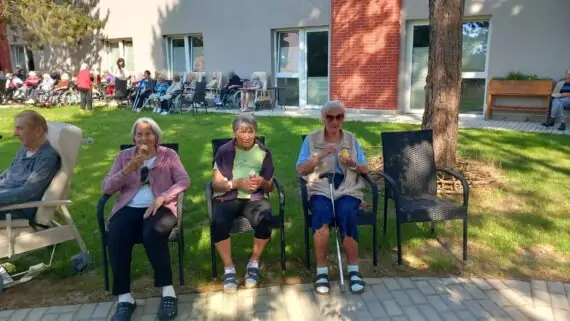 0121332f-d408-4421-b2e8-d1b25fae5d93