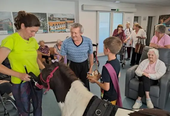 30bb1193-b7a2-469a-b911-e63ebca57020