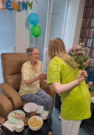 33012c16-7b0f-4a96-8f78-6bb4a05e1176