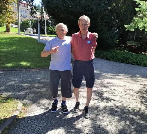 55787abe-b428-4cf3-9a76-549f72d2876b