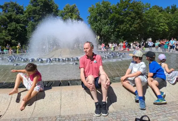 68599034-5e57-485c-a2d8-87e5e186091b