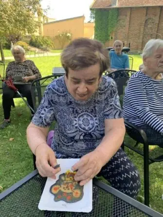 6e8acbb0-4583-49bc-bc9a-06ce6563e7b2