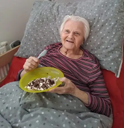 951b44ef-0673-4b66-b6db-f6992df422f1