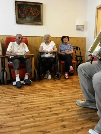 Messenger_creation_98678309-B244-443C-84E9-A17852B1A56F