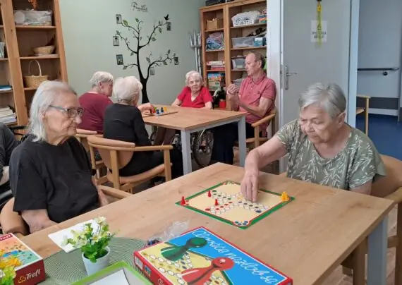 a7af6d35-b557-4d06-b36f-f882b732408c