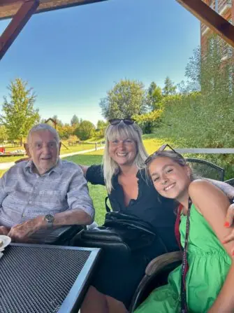 b4ef99ab-4c86-4e60-9f87-464bb0c17657