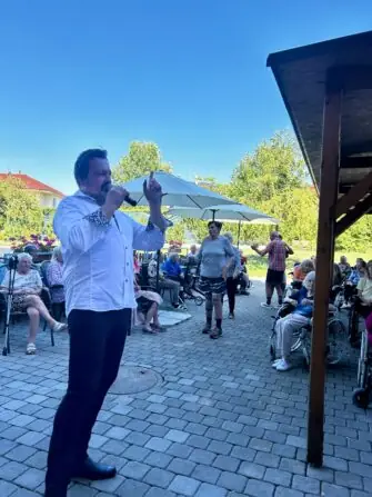 dd5a922f-3bd1-4b92-8fa7-05023128788a