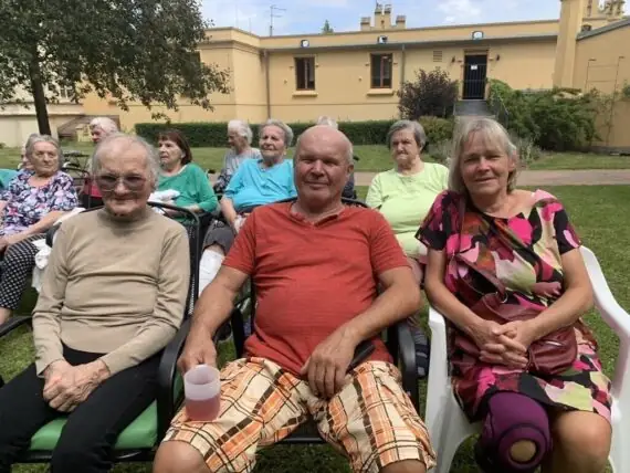 dd7bffbf-dd9a-483f-88c6-3bfddf34cd48