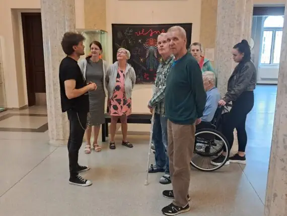 e0d73f87-c7a1-42f1-90db-552641c96160