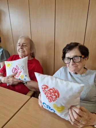 f1aecbe2-65c3-4f2c-a2e2-9c490cf4fee3