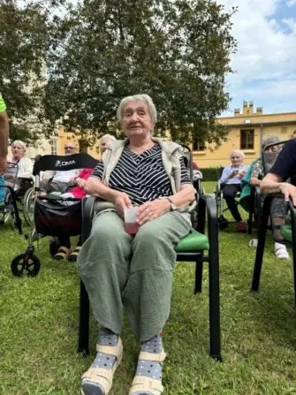 f6552224-9325-4cb8-98ee-4a417d3c793a