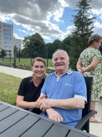 f6e7a92d-3607-489f-b905-54e247c8f45f