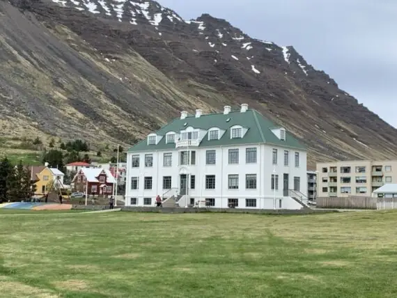 vyprávění o islandu, skotsku a velké británii (6)